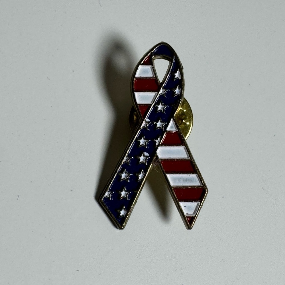 Patriotic Ribbon‎ Pin